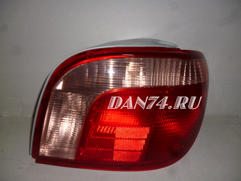 Фонарь Toyota Yaris / Vitz (99-02) внешний правый задний (K-type) красный белый | Тойота Ярис / Витц | 2500 руб. | 212-19C7R-UE/21219C7RUE